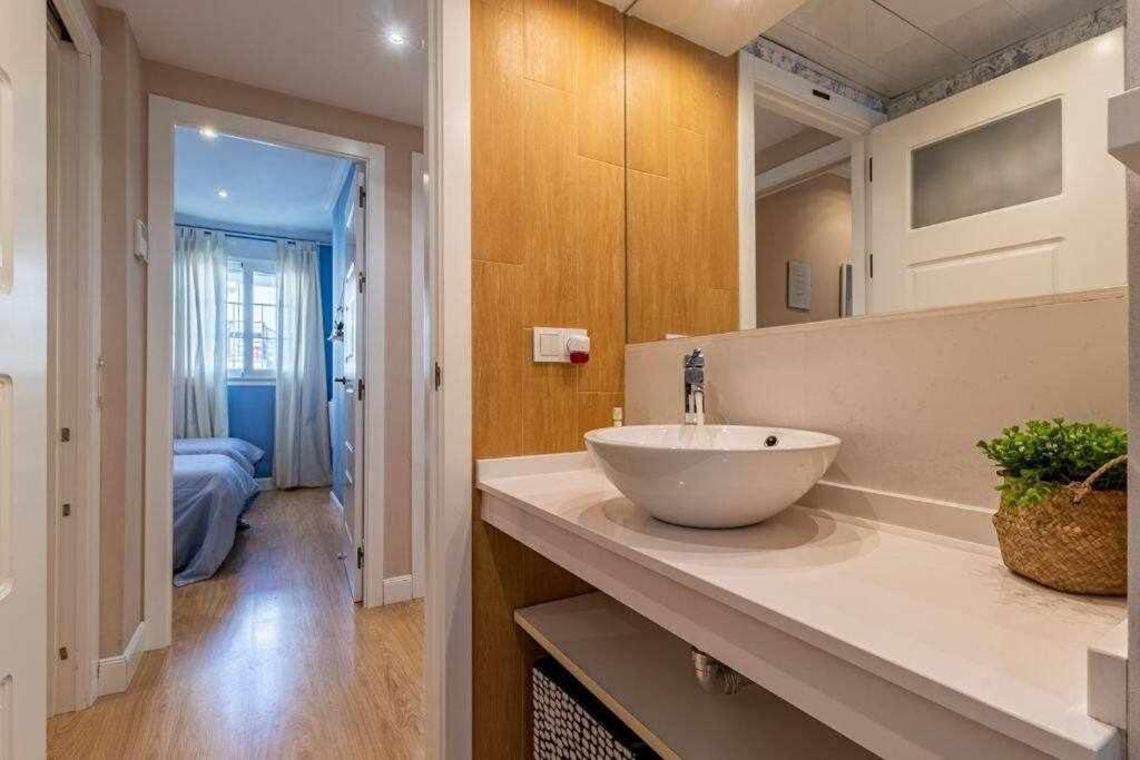 3 Apartamento En Estadio Sevilla 8 Plazas 3 Hab Y Metro מראה חיצוני תמונה