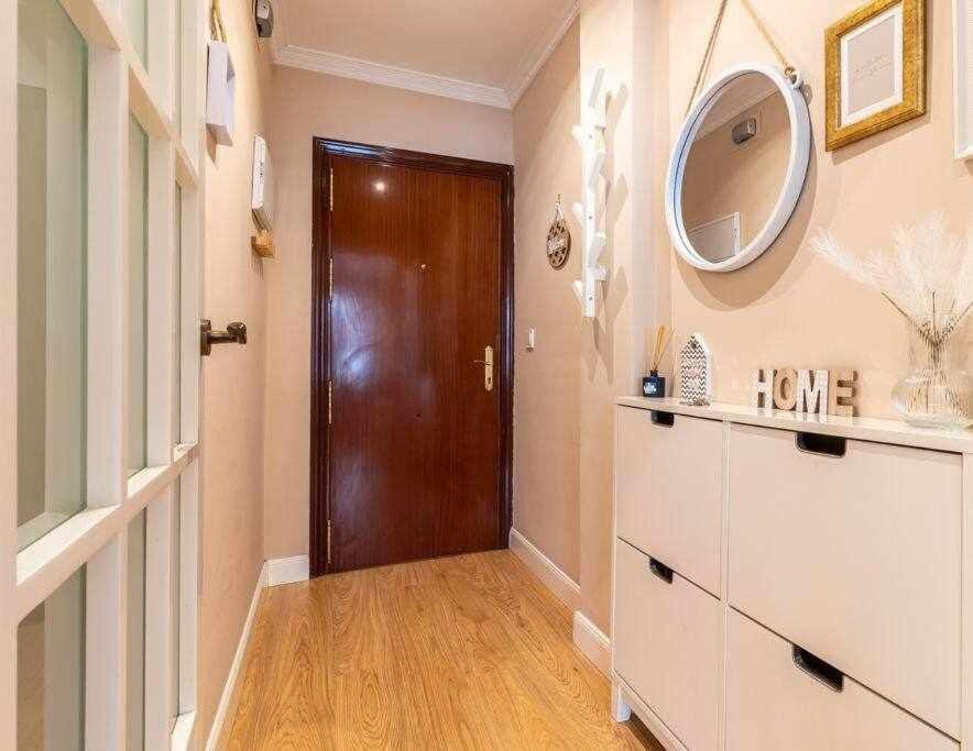 3 Apartamento En Estadio Sevilla 8 Plazas 3 Hab Y Metro מראה חיצוני תמונה