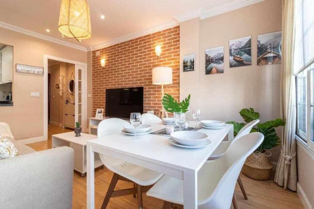 3 Apartamento En Estadio Sevilla 8 Plazas 3 Hab Y Metro מראה חיצוני תמונה